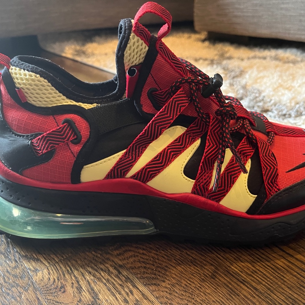 NIKE SPECIAL ADDITION RED BLACK YELLOW SNEAKERS SIZE 11